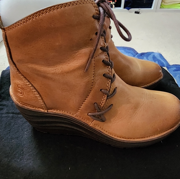 Womens Bionica Corset Boot - Picture 2 of 4